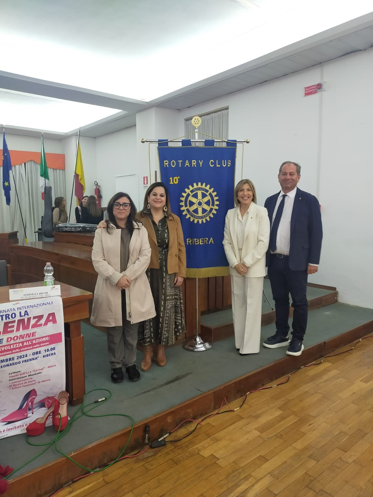 Giornata Internazionale contro la Violenza sulle Donne"             